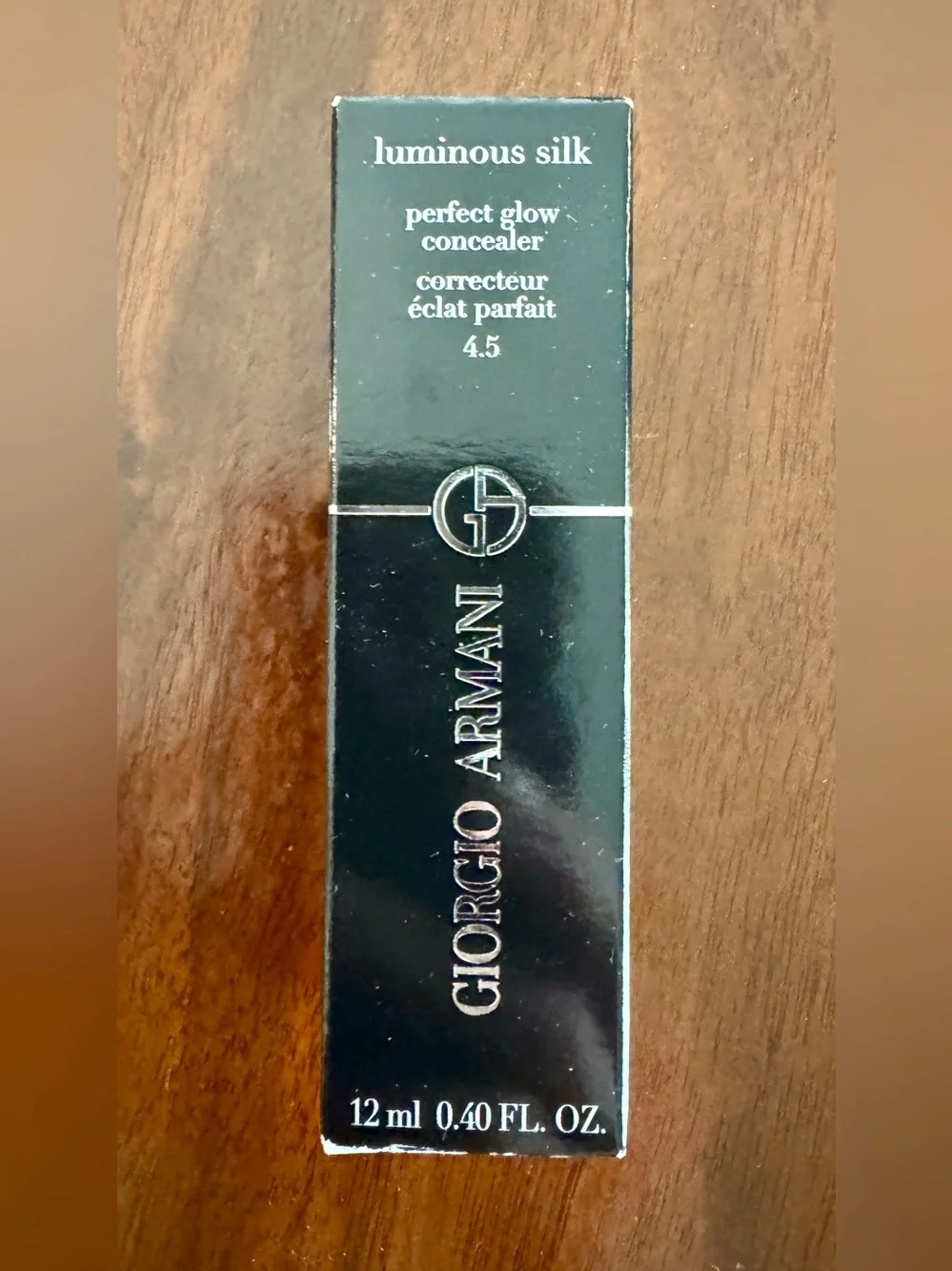 ARMANI BEAUTY Luminous Silk Hydrating Face and Under-Eye Concealer -4.5 -  NIB